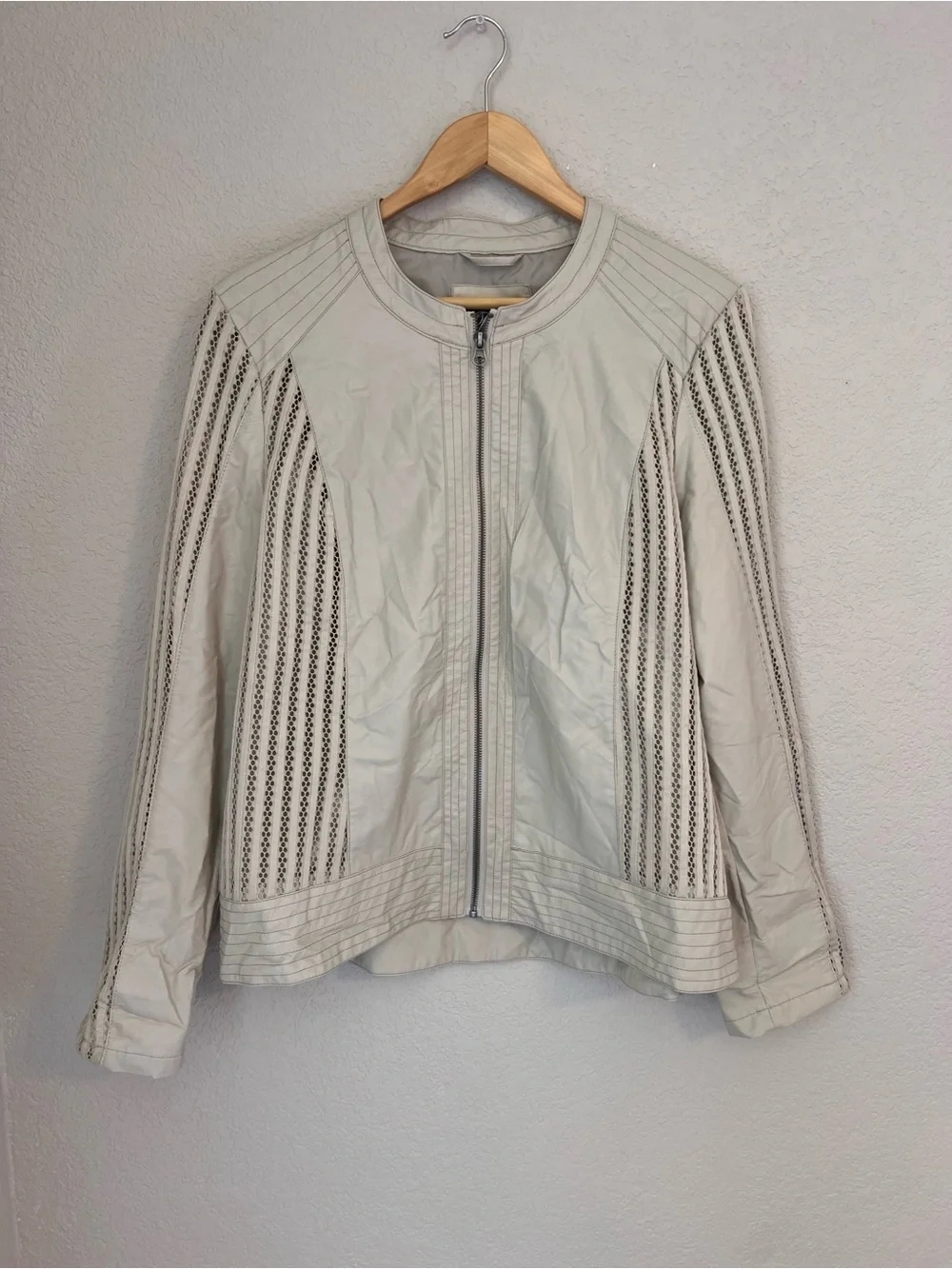 blanc noir Cream Zip-Front Leather Jacket with Vertical Stitch Panels